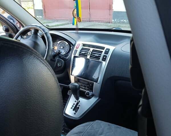 Хендай Туксон 2007 в Раздельной на Automoto.ua Черный Хендай Туксон, объемом двигателя 1.99 л и пробегом 250 тыс. км за 8500 $, фото 4 на Automoto.ua