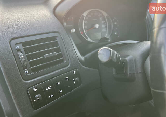 Черный Хендай Туксон, объемом двигателя 1.98 л и пробегом 243 тыс. км за 8500 $, фото 32 на Automoto.ua