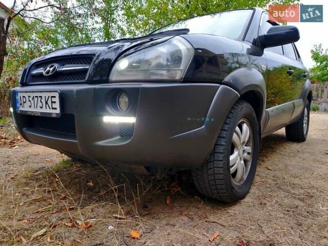 Чорний Хендай Туксон, об'ємом двигуна 2.66 л та пробігом 200 тис. км за 8900 $, фото 2 на Automoto.ua