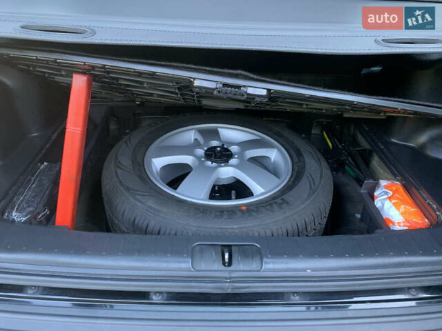 Чорний Хендай Туксон, об'ємом двигуна 2 л та пробігом 56 тис. км за 9500 $, фото 4 на Automoto.ua