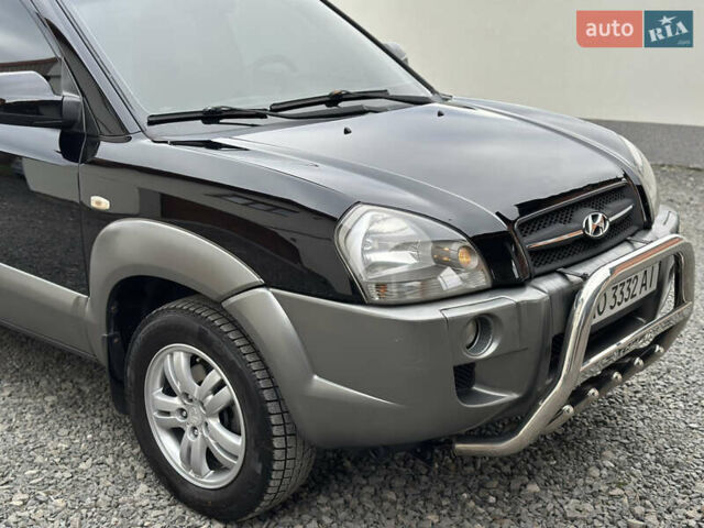 Хендай Туксон 2007 в Ужгороде на Automoto.ua Черный Хендай Туксон, объемом двигателя 1.98 л и пробегом 157 тыс. км за 7300 $, фото 15 на Automoto.ua