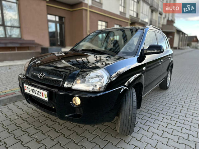 Хендай Туксон 2007 в Надворной на Automoto.ua Черный Хендай Туксон, объемом двигателя 1.98 л и пробегом 154 тыс. км за 8200 $, фото 1 на Automoto.ua