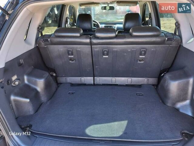 Черный Хендай Туксон, объемом двигателя 2 л и пробегом 219 тыс. км за 8500 $, фото 3 на Automoto.ua