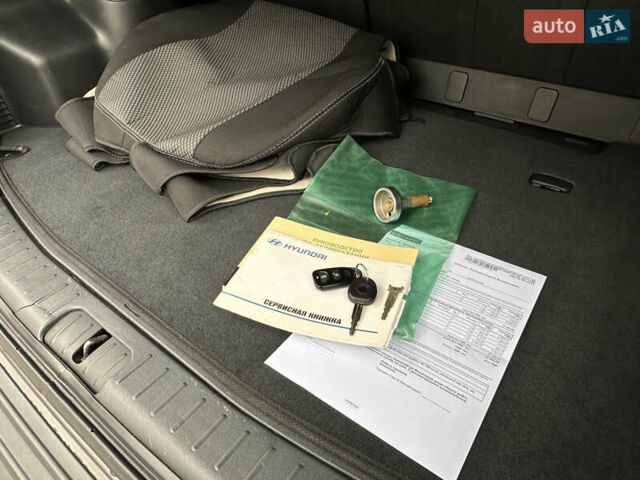 Хендай Туксон 2007 в Ужгороде на Automoto.ua Черный Хендай Туксон, объемом двигателя 1.98 л и пробегом 157 тыс. км за 7300 $, фото 25 на Automoto.ua