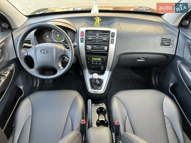 Хендай Туксон 2007 в Одессе на Automoto.ua Черный Хендай Туксон, объемом двигателя 1.99 л и пробегом 195 тыс. км за 8900 $, фото 24 на Automoto.ua