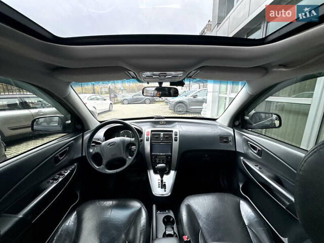 Чорний Хендай Туксон, об'ємом двигуна 2.66 л та пробігом 145 тис. км за 8900 $, фото 13 на Automoto.ua