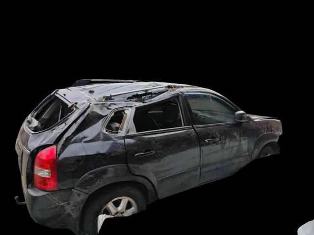 Хендай Туксон 2007 в Ромнах на Automoto.ua Черный Хендай Туксон, объемом двигателя 2 л и пробегом 257 тыс. км за 1999 $, фото 4 на Automoto.ua