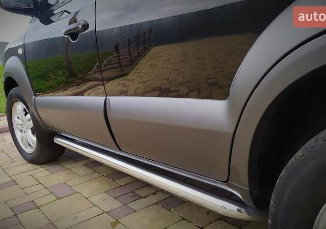 Чорний Хендай Туксон, об'ємом двигуна 2 л та пробігом 229 тис. км за 8600 $, фото 87 на Automoto.ua