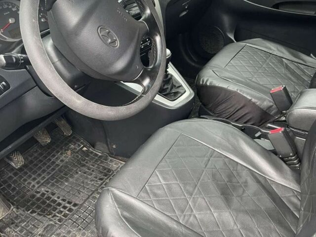 Чорний Хендай Туксон, об'ємом двигуна 2 л та пробігом 230 тис. км за 5999 $, фото 9 на Automoto.ua