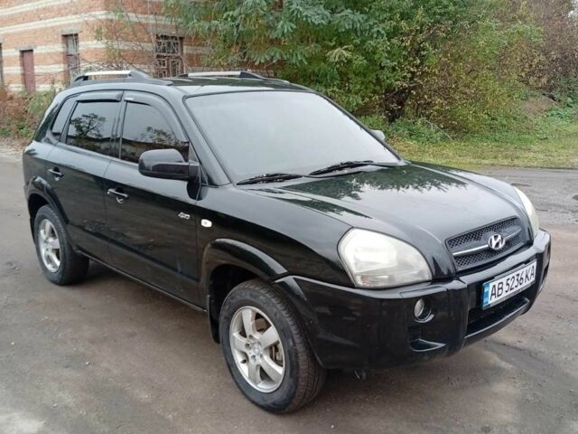 Хендай Туксон 2007 в Казатине на Automoto.ua Черный Хендай Туксон, объемом двигателя 2 л и пробегом 260 тыс. км за 8150 $, фото 3 на Automoto.ua