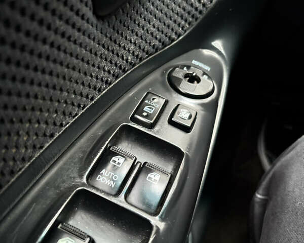 Черный Хендай Туксон, объемом двигателя 1.99 л и пробегом 266 тыс. км за 7500 $, фото 31 на Automoto.ua