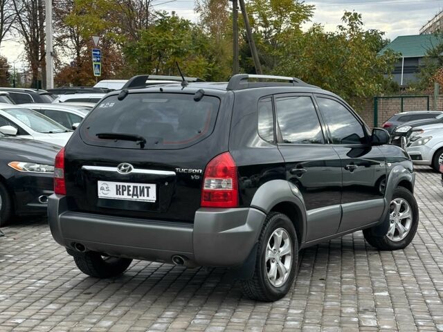 Хендай Туксон 2007 в Кривом Роге на Automoto.ua Черный Хендай Туксон, объемом двигателя 2.7 л и пробегом 238 тыс. км за 8500 $, фото 2 на Automoto.ua