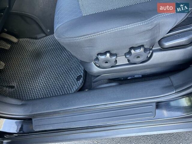 Чорний Хендай Туксон, об'ємом двигуна 1.98 л та пробігом 207 тис. км за 8500 $, фото 15 на Automoto.ua