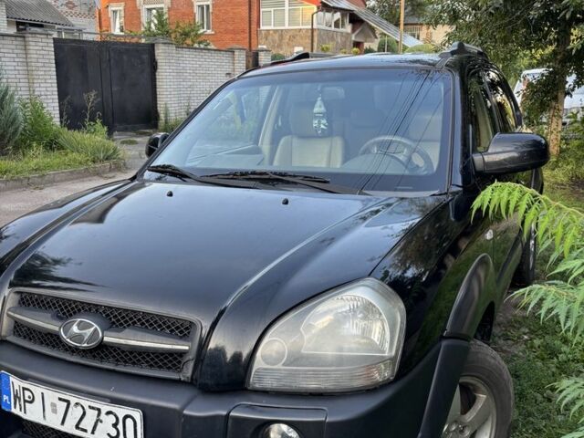 Хендай Туксон 2007 в Сумах на Automoto.ua Черный Хендай Туксон, объемом двигателя 2 л и пробегом 330 тыс. км за 3846 $, фото 2 на Automoto.ua