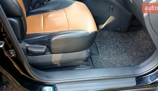 Хендай Туксон 2007 в Сумах на Automoto.ua Черный Хендай Туксон, объемом двигателя 1.98 л и пробегом 236 тыс. км за 7600 $, фото 13 на Automoto.ua