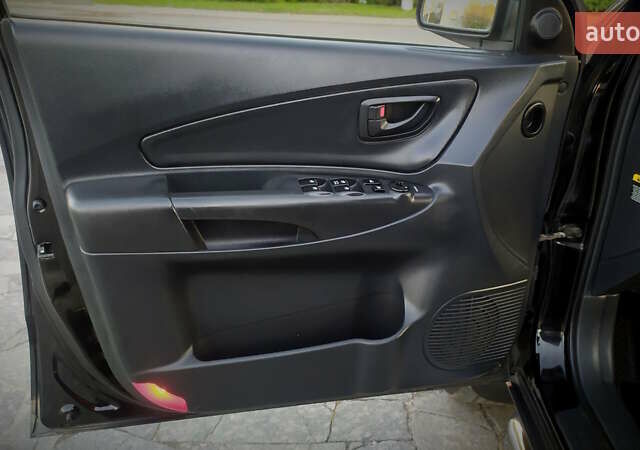 Черный Хендай Туксон, объемом двигателя 2 л и пробегом 230 тыс. км за 8600 $, фото 139 на Automoto.ua