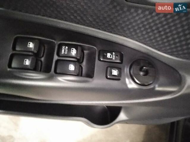 Хендай Туксон 2007 в Львове на Automoto.ua Черный Хендай Туксон, объемом двигателя 2 л и пробегом 237 тыс. км за 9000 $, фото 12 на Automoto.ua