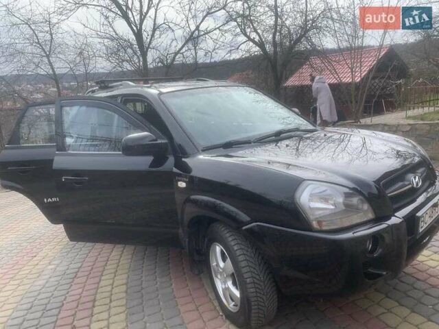 Хендай Туксон 2007 в Львове на Automoto.ua Черный Хендай Туксон, объемом двигателя 2 л и пробегом 237 тыс. км за 9000 $, фото 1 на Automoto.ua