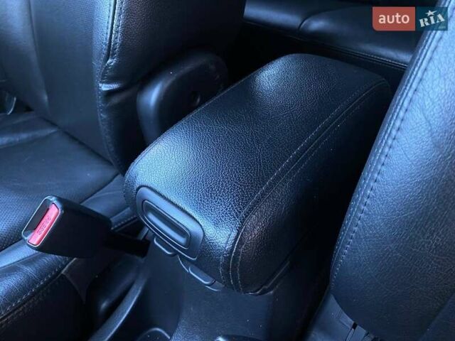 Черный Хендай Туксон, объемом двигателя 1.98 л и пробегом 286 тыс. км за 7300 $, фото 22 на Automoto.ua