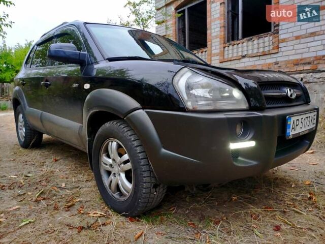 Хендай Туксон 2007 в Запорожье на Automoto.ua Черный Хендай Туксон, объемом двигателя 2.66 л и пробегом 200 тыс. км за 8900 $, фото 3 на Automoto.ua