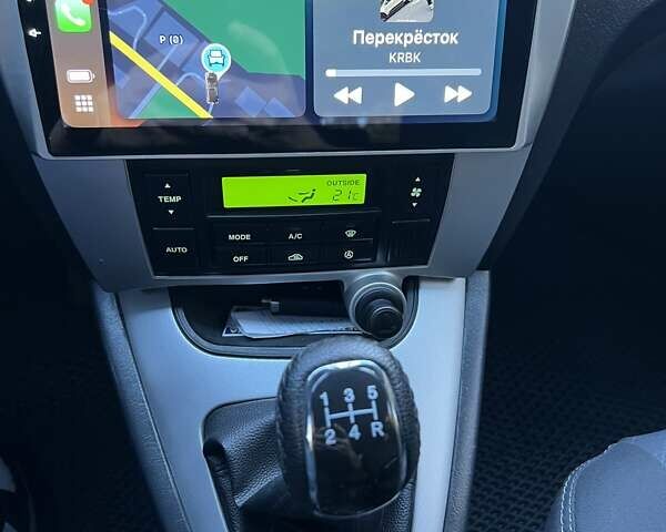 Чорний Хендай Туксон, об'ємом двигуна 1.98 л та пробігом 207 тис. км за 8500 $, фото 39 на Automoto.ua