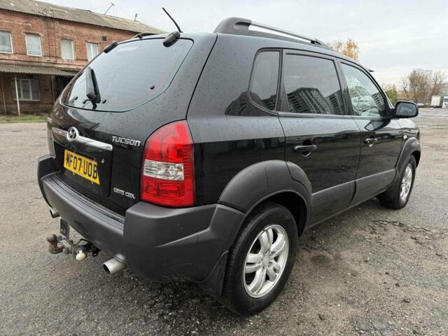 Хендай Туксон 2007 в Харькове на Automoto.ua Черный Хендай Туксон, объемом двигателя 2 л и пробегом 189 тыс. км за 3800 $, фото 2 на Automoto.ua