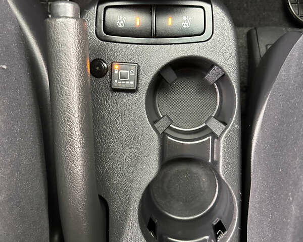 Хендай Туксон 2007 в Ужгороде на Automoto.ua Черный Хендай Туксон, объемом двигателя 1.98 л и пробегом 157 тыс. км за 7300 $, фото 35 на Automoto.ua