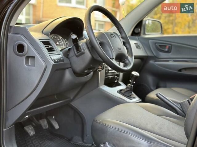 Хендай Туксон 2007 в Одессе на Automoto.ua Черный Хендай Туксон, объемом двигателя 1.99 л и пробегом 195 тыс. км за 8900 $, фото 32 на Automoto.ua