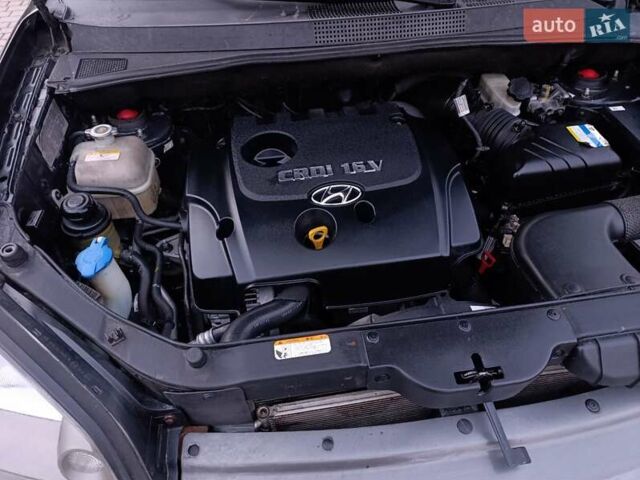 Черный Хендай Туксон, объемом двигателя 2 л и пробегом 280 тыс. км за 9500 $, фото 39 на Automoto.ua