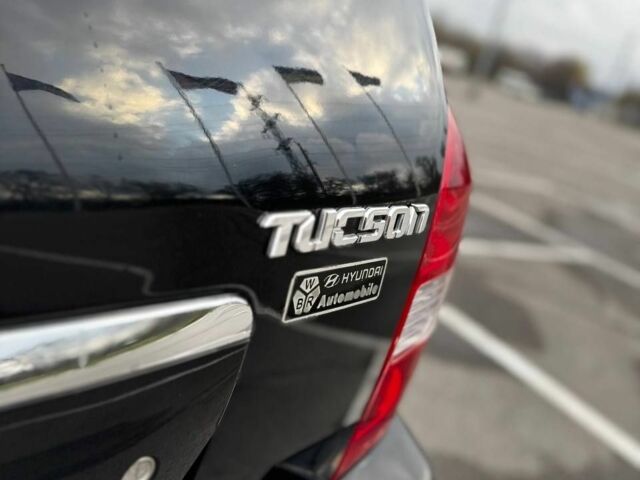 Черный Хендай Туксон, объемом двигателя 0 л и пробегом 226 тыс. км за 7300 $, фото 5 на Automoto.ua