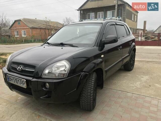 Черный Хендай Туксон, объемом двигателя 2 л и пробегом 210 тыс. км за 8999 $, фото 37 на Automoto.ua