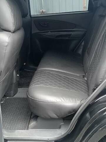 Чорний Хендай Туксон, об'ємом двигуна 2 л та пробігом 308 тис. км за 7555 $, фото 5 на Automoto.ua