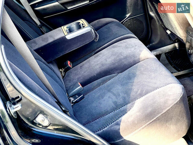 Черный Хендай Туксон, объемом двигателя 2 л и пробегом 167 тыс. км за 7800 $, фото 5 на Automoto.ua