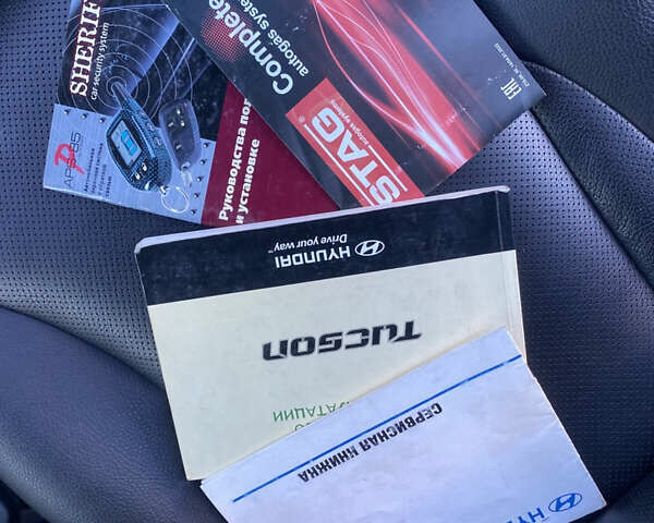 Хендай Туксон 2007 у Одесі на Automoto.ua Чорний Хендай Туксон, об'ємом двигуна 1.98 л та пробігом 180 тис. км за 8999 $, фото 18 на Automoto.ua