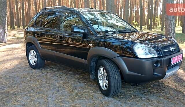 Хендай Туксон 2007 в Сумах на Automoto.ua Черный Хендай Туксон, объемом двигателя 1.98 л и пробегом 236 тыс. км за 7600 $, фото 2 на Automoto.ua