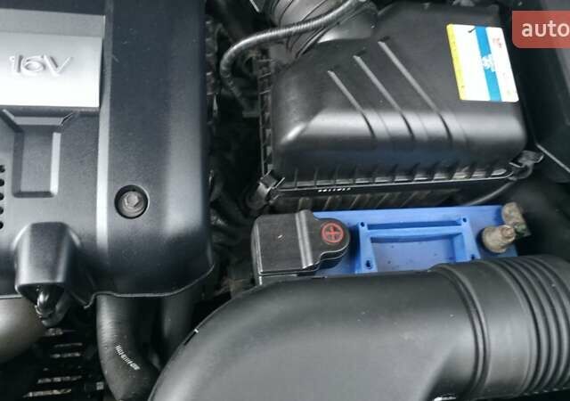 Чорний Хендай Туксон, об'ємом двигуна 2 л та пробігом 207 тис. км за 8200 $, фото 41 на Automoto.ua