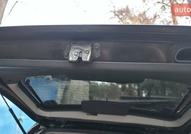 Чорний Хендай Туксон, об'ємом двигуна 2 л та пробігом 207 тис. км за 8200 $, фото 24 на Automoto.ua