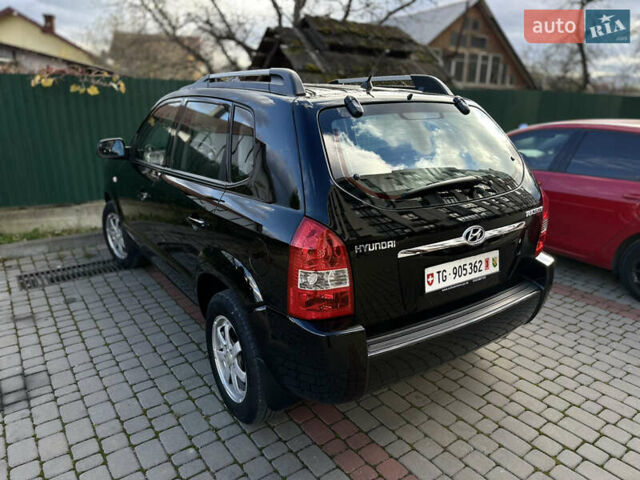 Хендай Туксон 2007 в Надворной на Automoto.ua Черный Хендай Туксон, объемом двигателя 1.98 л и пробегом 154 тыс. км за 8200 $, фото 41 на Automoto.ua