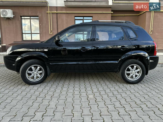 Хендай Туксон 2007 в Надворной на Automoto.ua Черный Хендай Туксон, объемом двигателя 1.98 л и пробегом 154 тыс. км за 8200 $, фото 3 на Automoto.ua
