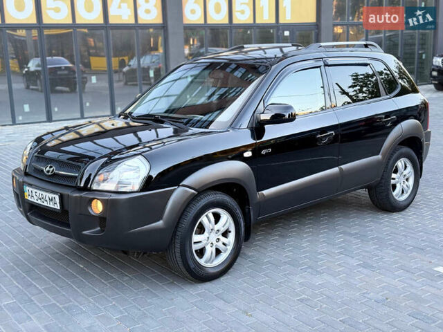 Чорний Хендай Туксон, об'ємом двигуна 1.98 л та пробігом 205 тис. км за 7700 $, фото 2 на Automoto.ua