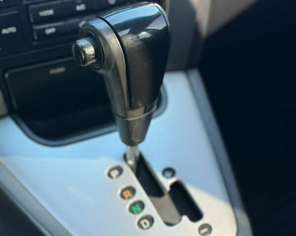 Хендай Туксон 2008 в Радехове на Automoto.ua Черный Хендай Туксон, объемом двигателя 1.98 л и пробегом 370 тыс. км за 7350 $, фото 67 на Automoto.ua