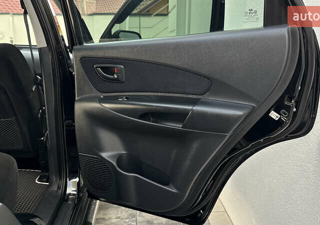 Черный Хендай Туксон, объемом двигателя 2 л и пробегом 67 тыс. км за 9999 $, фото 22 на Automoto.ua