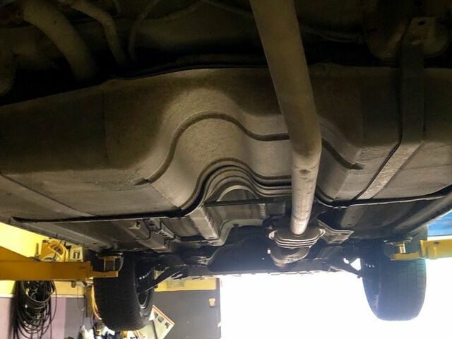 Черный Хендай Туксон, объемом двигателя 2 л и пробегом 220 тыс. км за 8000 $, фото 9 на Automoto.ua