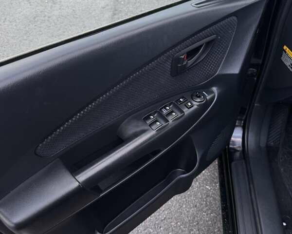 Черный Хендай Туксон, объемом двигателя 2 л и пробегом 253 тыс. км за 8299 $, фото 9 на Automoto.ua