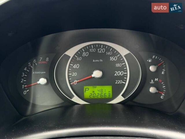 Черный Хендай Туксон, объемом двигателя 1.98 л и пробегом 202 тыс. км за 8350 $, фото 12 на Automoto.ua