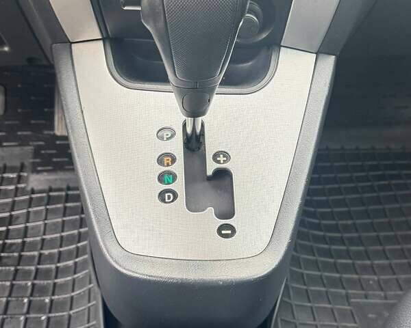 Черный Хендай Туксон, объемом двигателя 2 л и пробегом 148 тыс. км за 9500 $, фото 14 на Automoto.ua