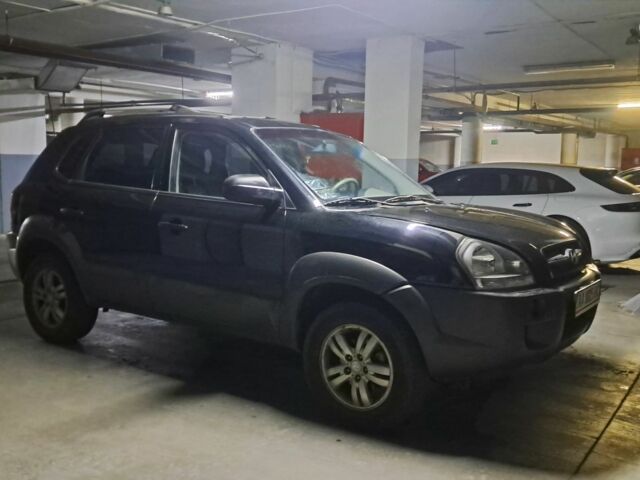 Хендай Туксон 2008 в Киеве на Automoto.ua Черный Хендай Туксон, объемом двигателя 2 л и пробегом 30 тыс. км за 12000 $, фото 8 на Automoto.ua