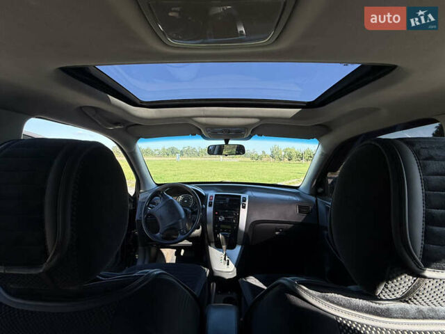 Хендай Туксон 2008 в Радехове на Automoto.ua Черный Хендай Туксон, объемом двигателя 1.98 л и пробегом 370 тыс. км за 7350 $, фото 78 на Automoto.ua