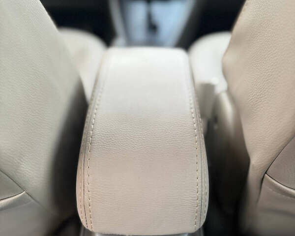 Черный Хендай Туксон, объемом двигателя 2 л и пробегом 361 тыс. км за 6499 $, фото 12 на Automoto.ua