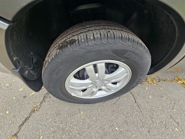 Чорний Хендай Туксон, об'ємом двигуна 2 л та пробігом 186 тис. км за 8300 $, фото 17 на Automoto.ua